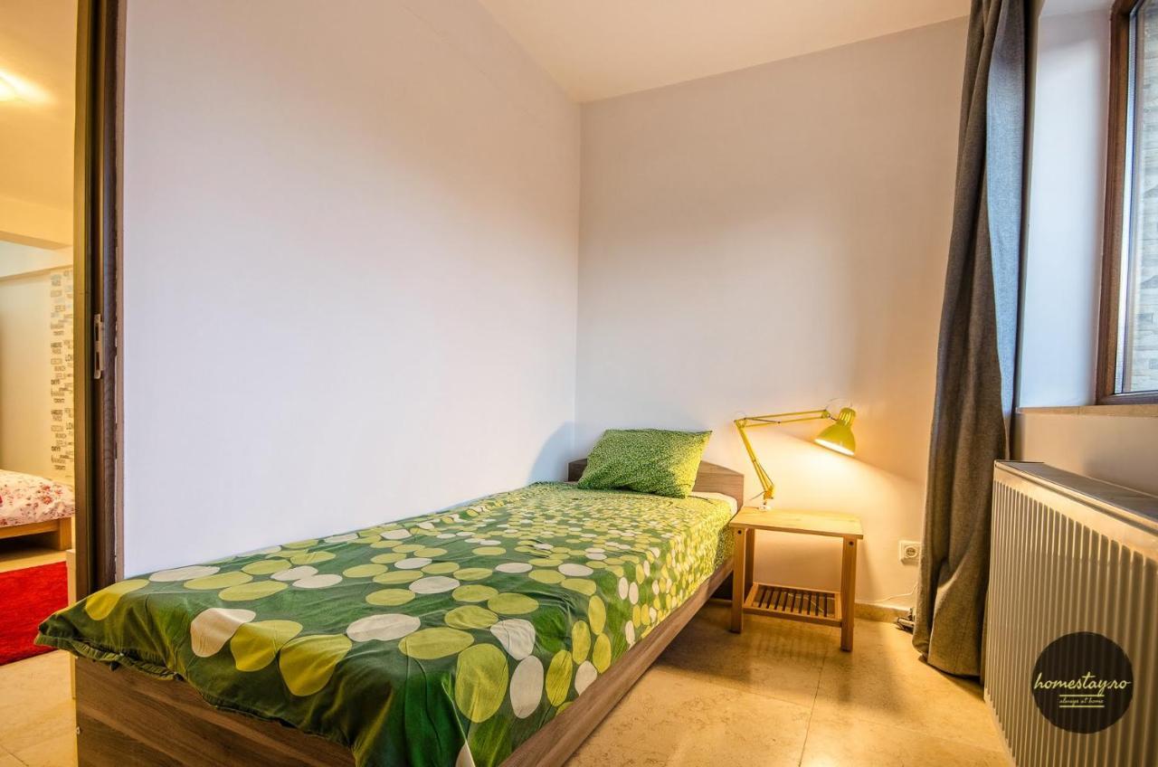 Homestay Отопени Экстерьер фото