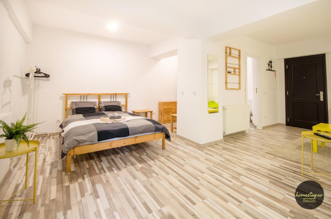 Homestay Отопени Экстерьер фото