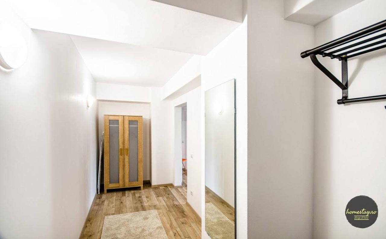 Homestay Отопени Экстерьер фото