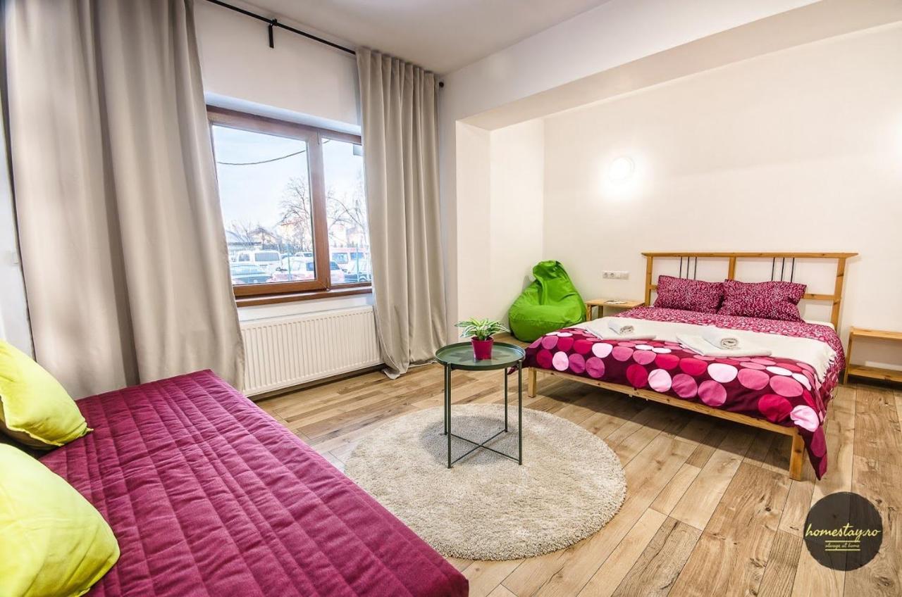 Homestay Отопени Экстерьер фото