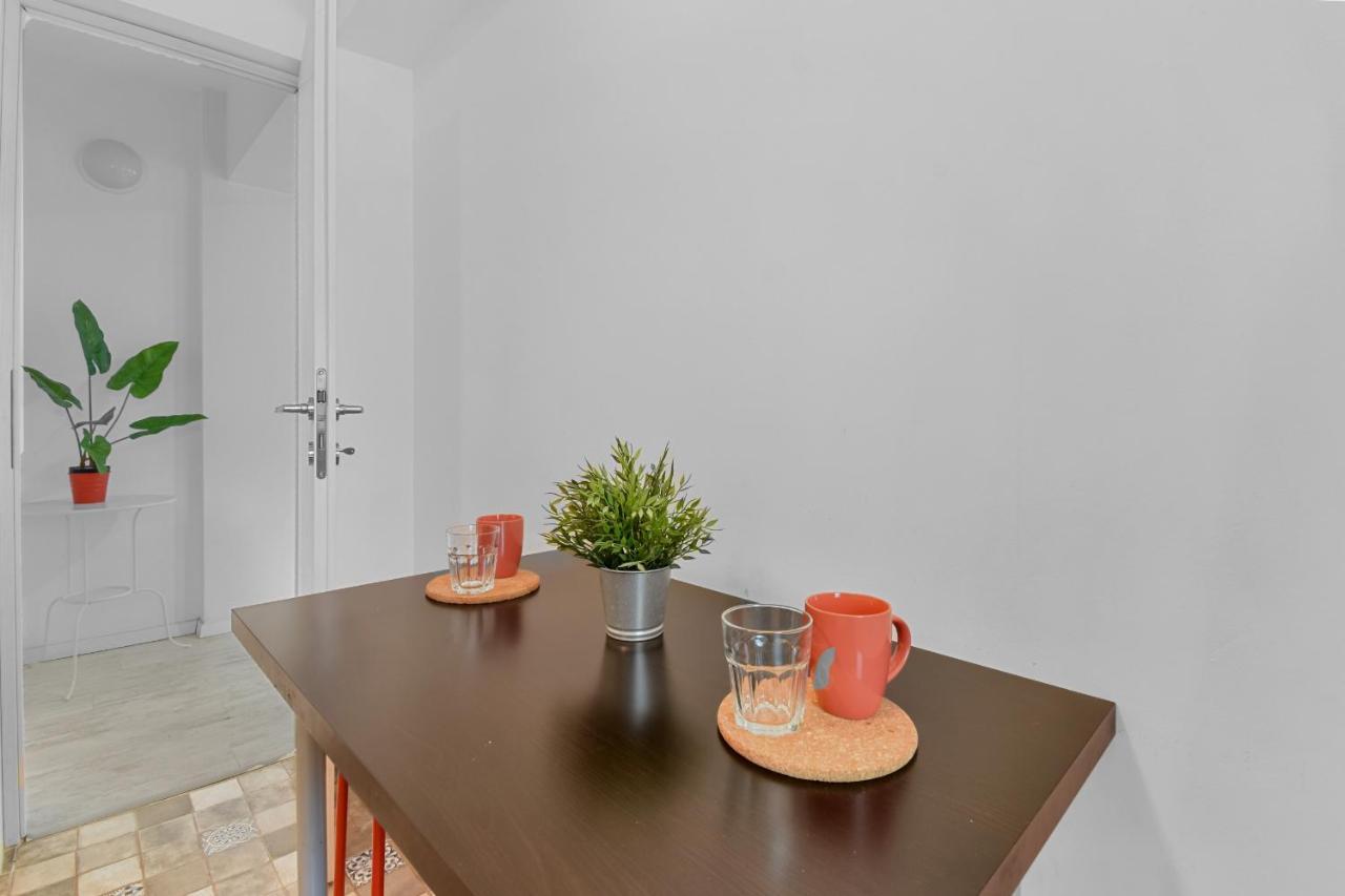 Homestay Отопени Экстерьер фото